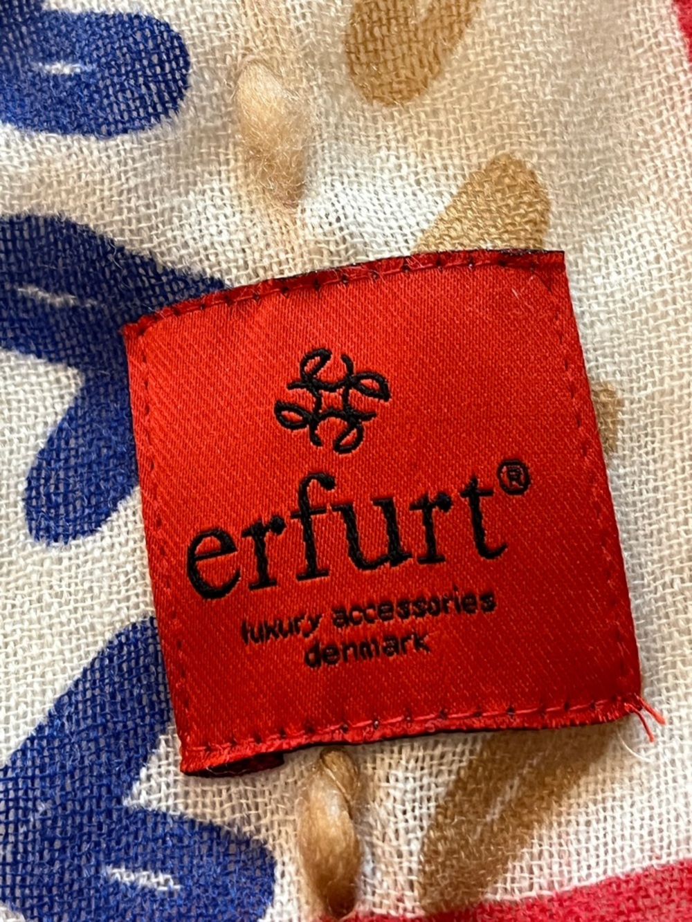 Anthropologie Erfurt Rainbow Wool Yarn Scarf - Picture 7 of 11